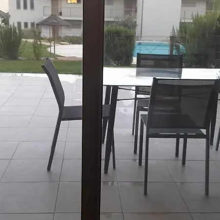 Oasis Lux T2 Apartment